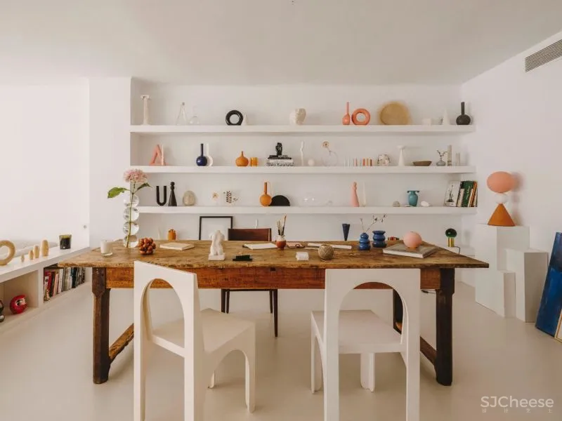 ISERN SERRA - CERAMIST VALERIA VASI.