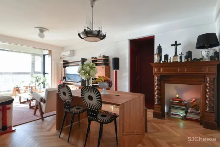 大面积浓郁红装进110m²的家,居然能清新