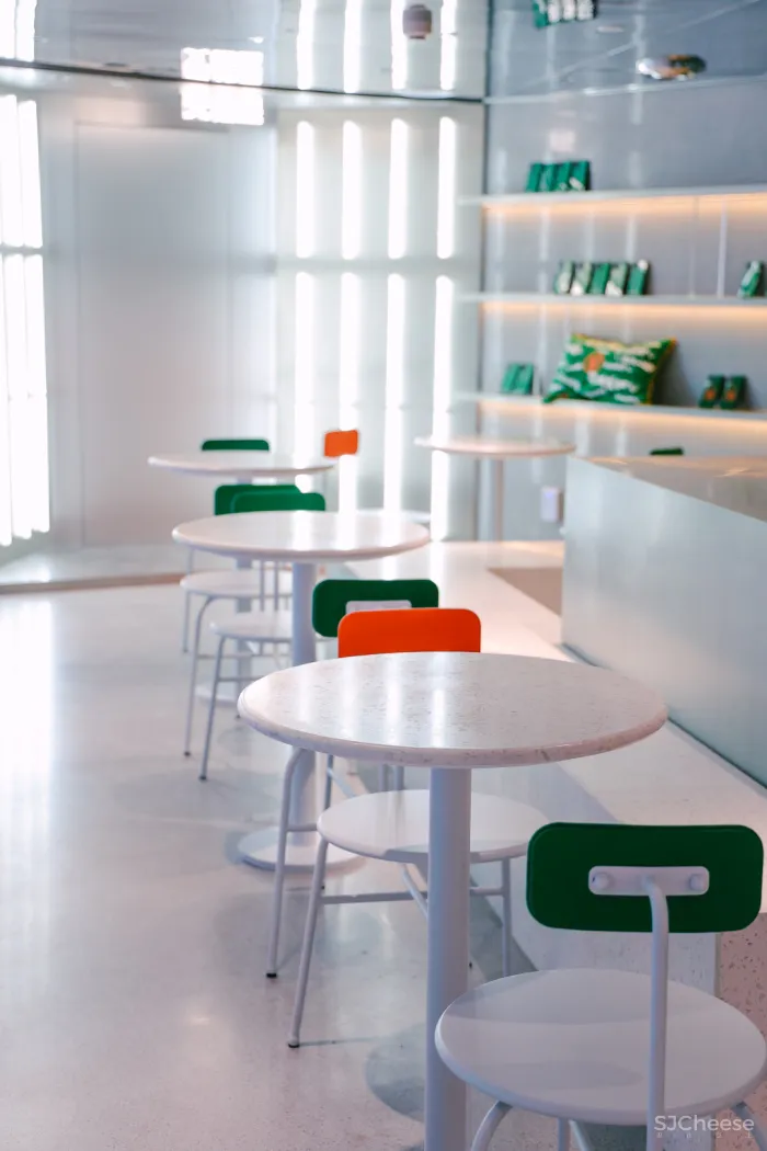 季意设计：天然呆 · NATURALV