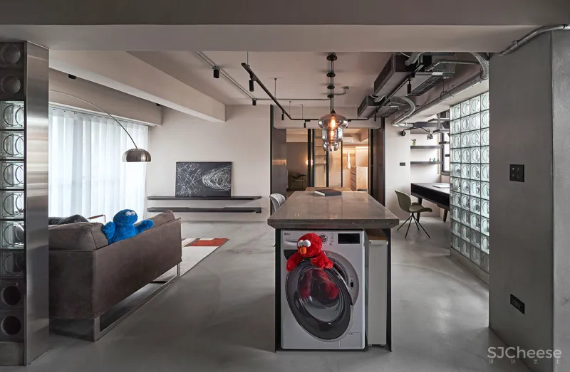 132㎡工业风Loft，玻璃材质、大中岛、独立衣帽间...打造职住一体的家！