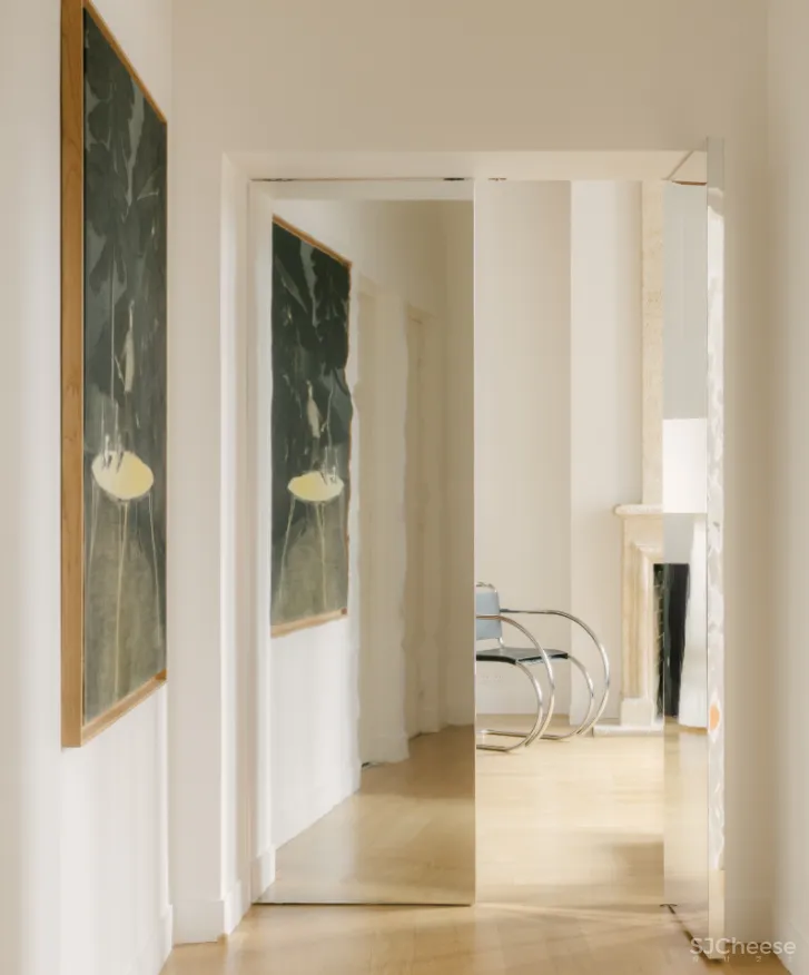 老宅不仅得到了翻新,还加入了许多屋主超爱的艺术元素