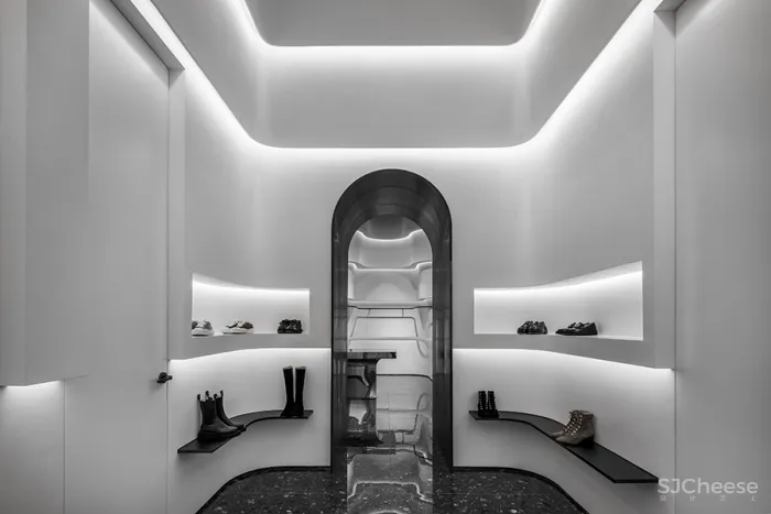 留白设计 • AURDUO|沙漠之城,峡谷语言地有趣融合