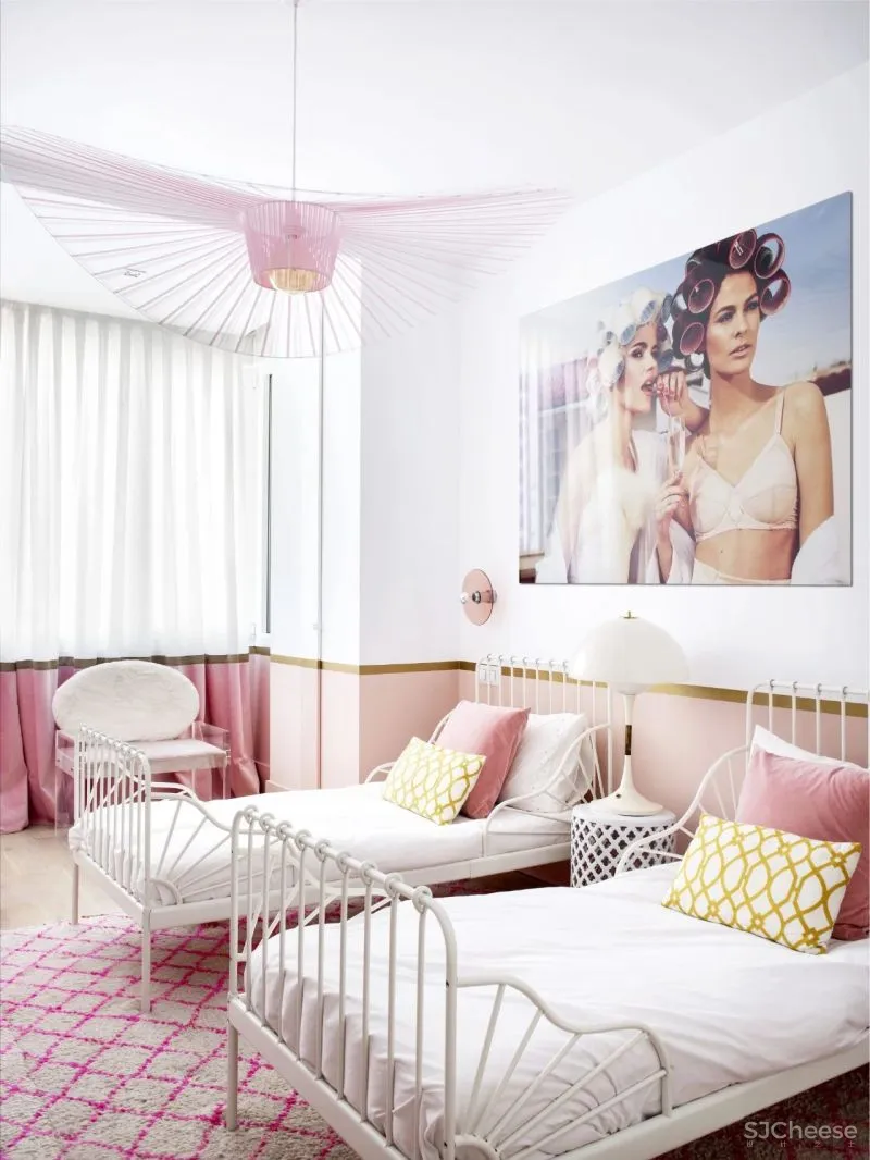 梦幻的复古未来公寓,女设计师大胆玩“色”!