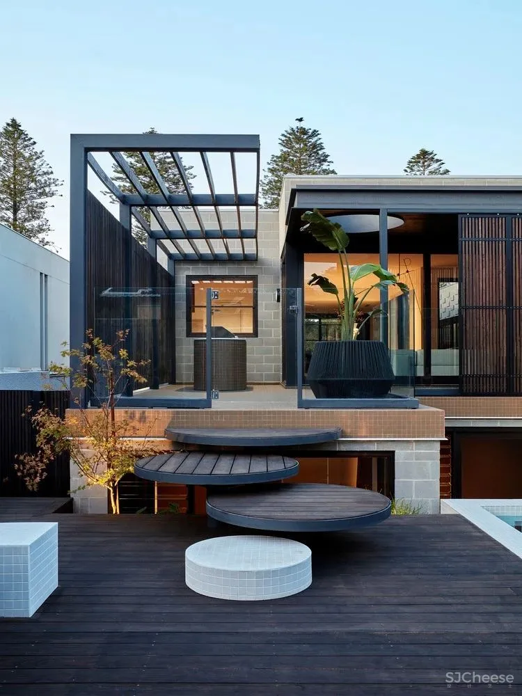 628㎡私宅设计,外立面开启方式亮了