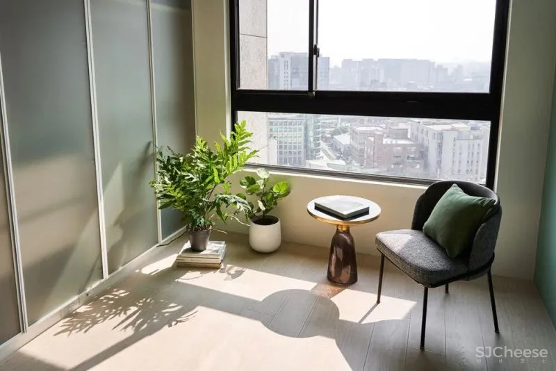 一间被光和爱贯穿的家,多了间书房,扩大了餐厅,生活得更加惬意了!