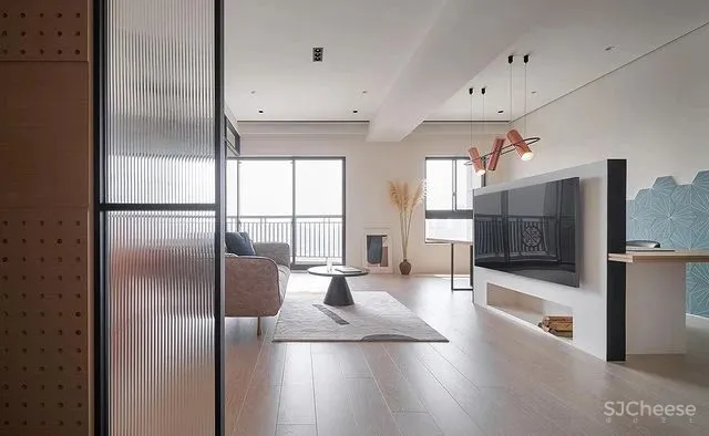 一间被光和爱贯穿的家,多了间书房,扩大了餐厅,生活得更加惬意了!