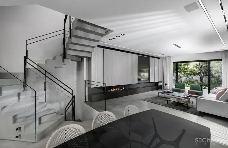 高级黑,无处不在!