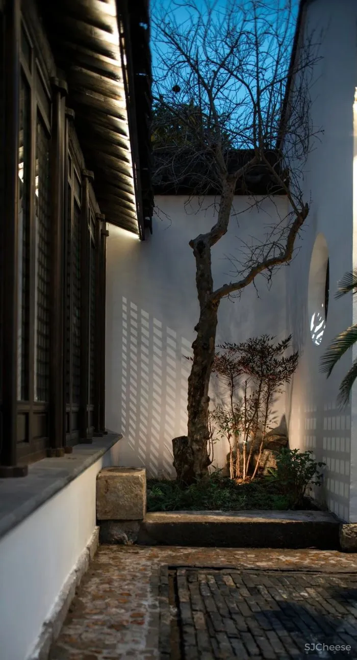 他花数百万修复明代老宅，只为回到500年前的生活