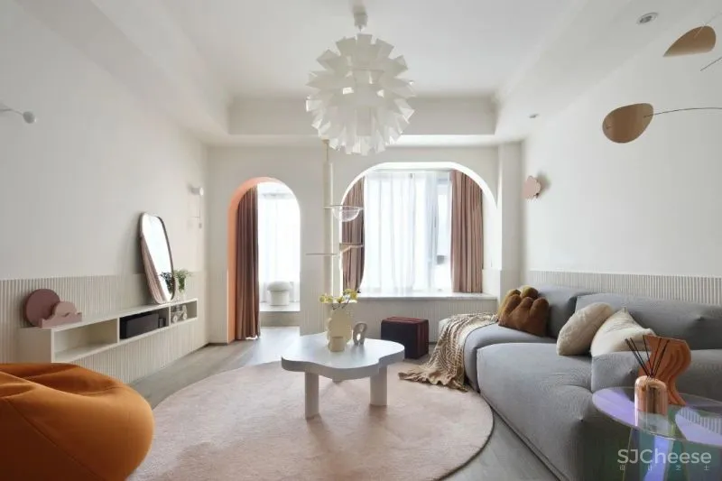 奶油白、仙橘粉、弧形窗……少女与猫的80㎡仙气小两居,美得过分了!