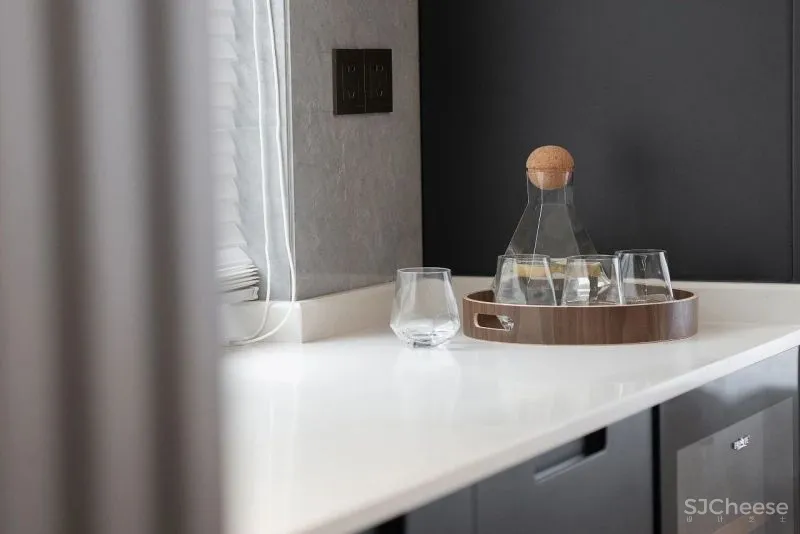 新作 王舒森:家人闲坐,灯火可亲