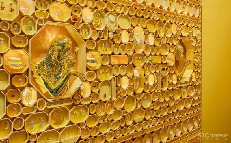 施华洛世奇(swarovski)全新概念店,并推出了全新的品牌标识