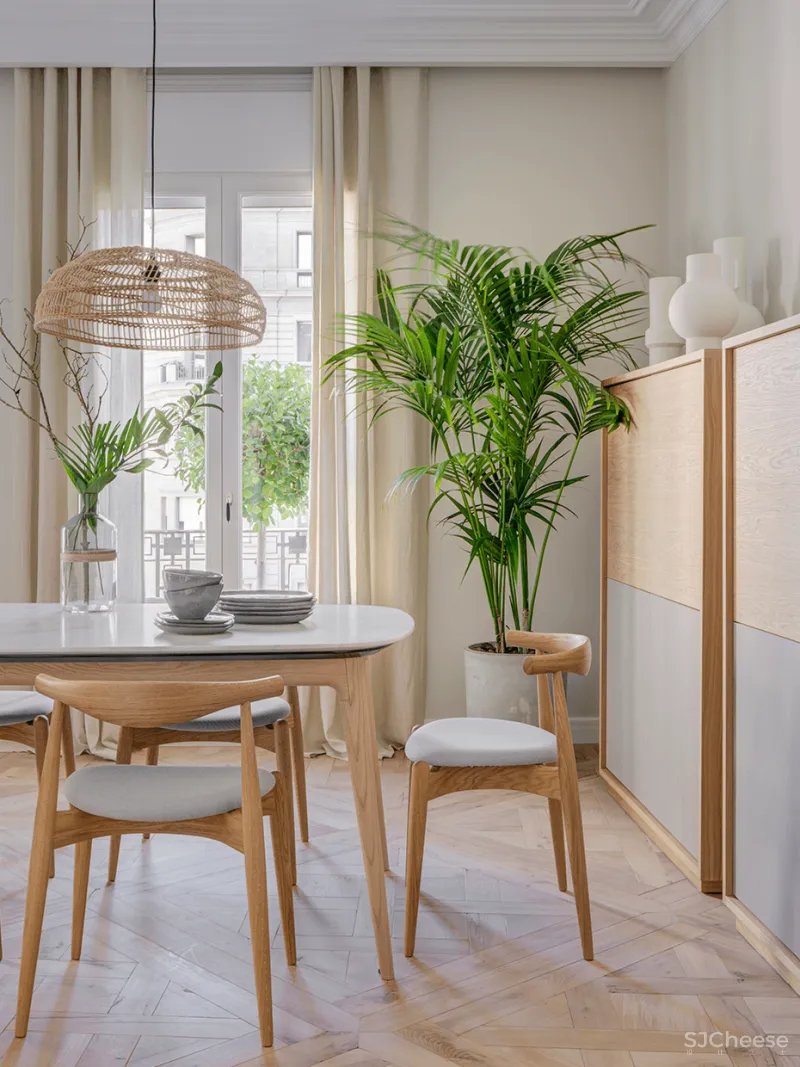 Room Studio 巴黎高雅设计