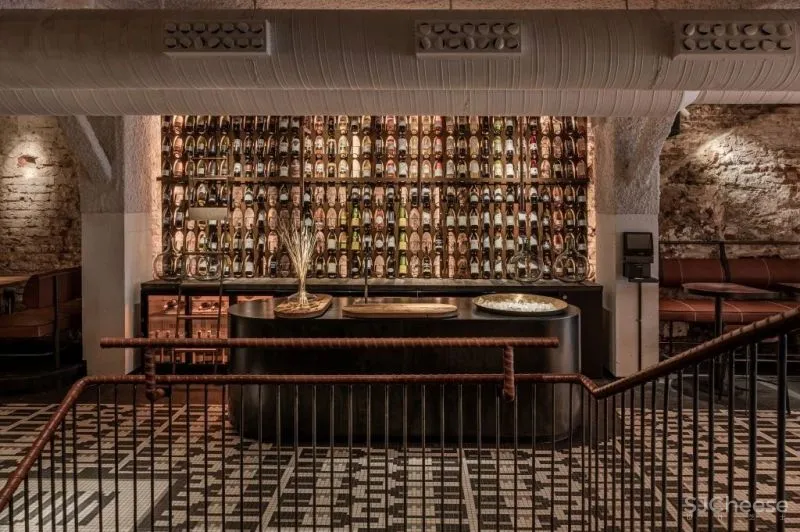 YOD Group乌克兰利沃夫市MAD酒吧