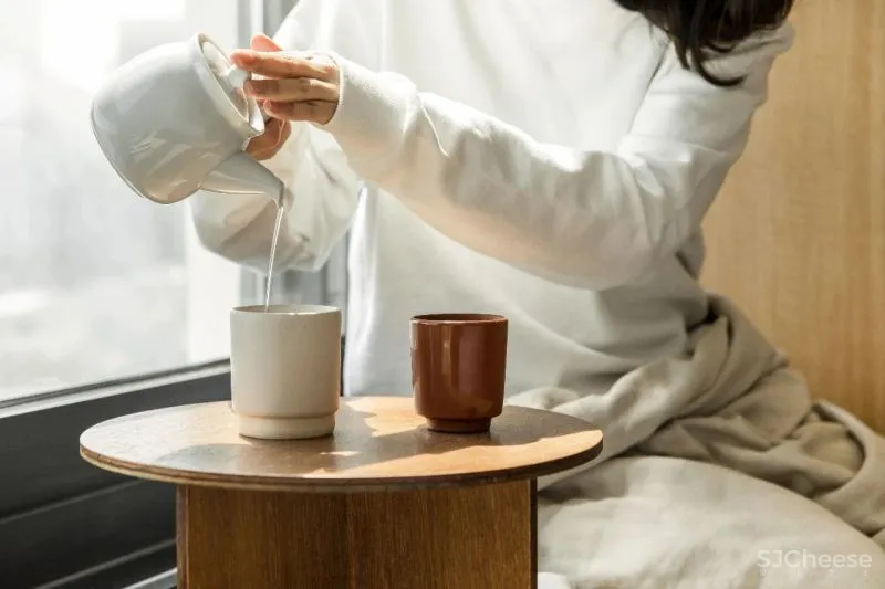 Ian Lee丨极简主义的木色温情