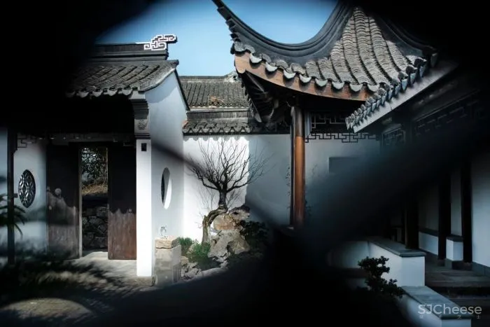 他花数百万修复明代老宅，只为回到500年前的生活