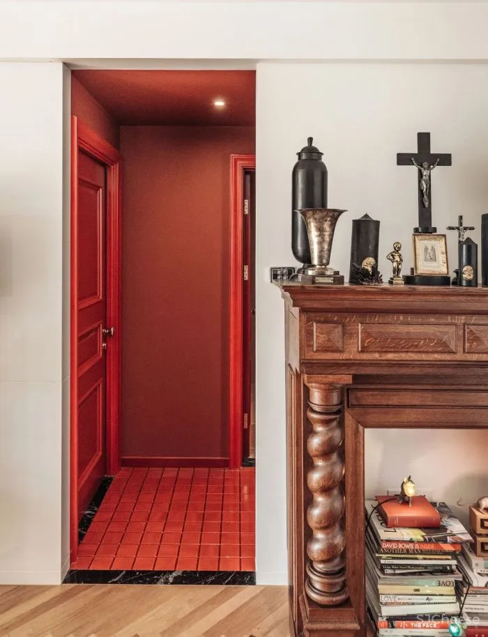 大面积浓郁红装进110m²的家,居然能清新