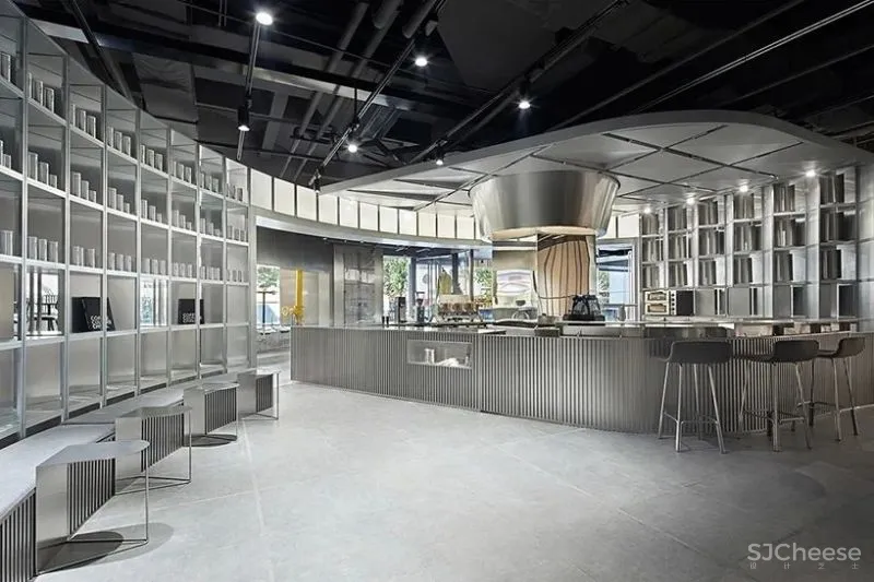 咖啡馆呈现出一种凉爽、未来主义的整体氛围