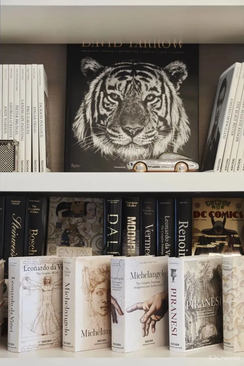 一半空间、一半艺术,这个360m²充满复古腔调