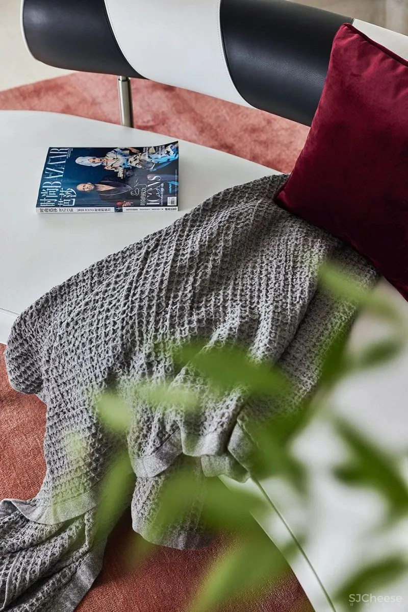 鸿艺源 深圳万科臻湾汇 310m² 大平层,触动心灵深处的艺术共鸣