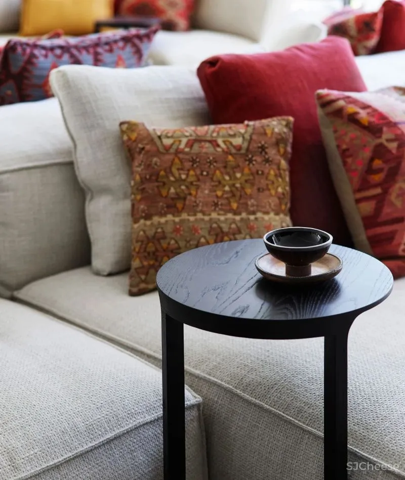 海滨别墅改造,传统与现代的色彩碰撞!