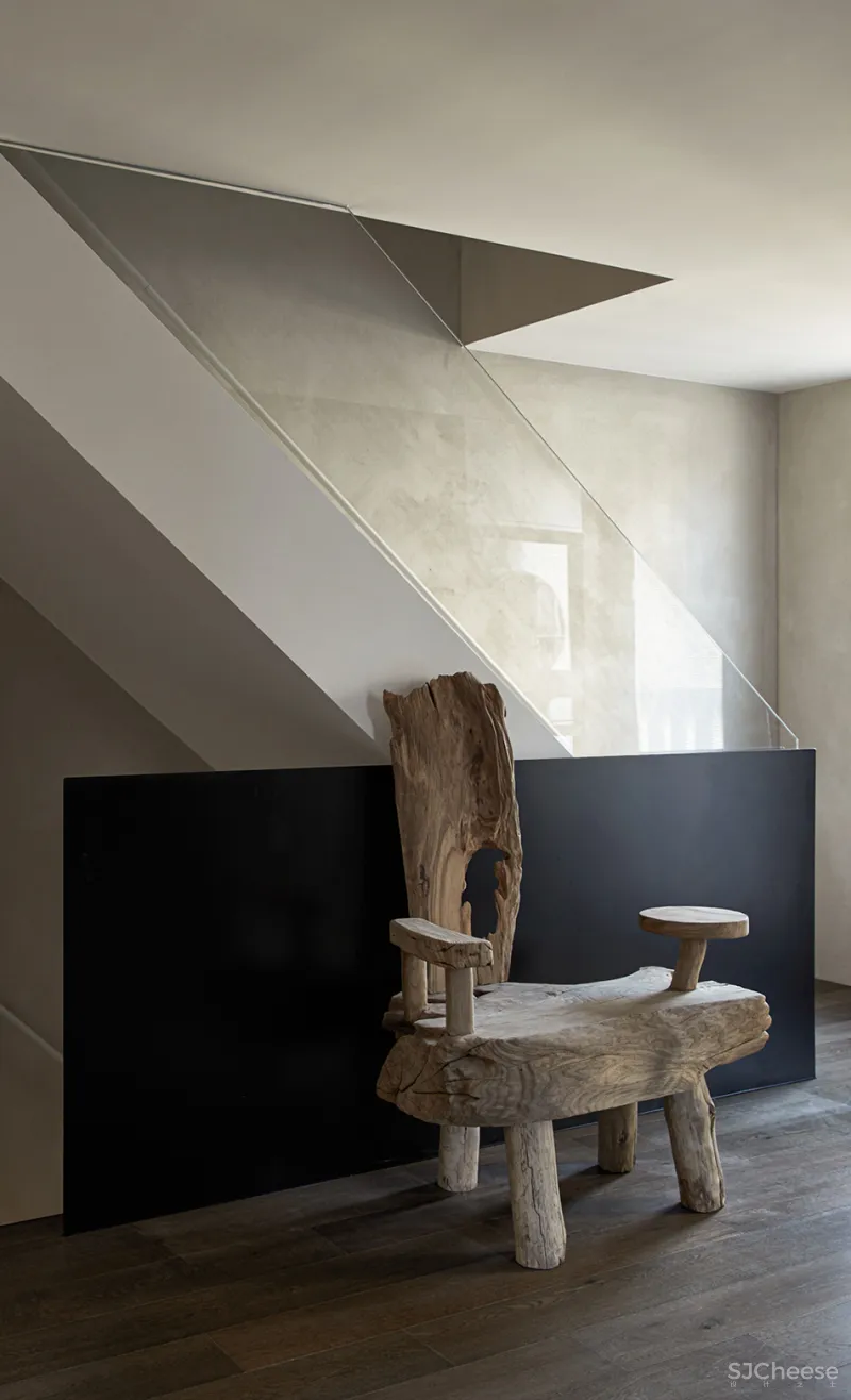 185㎡ 极简私宅,诧寂风 · 寻味生活本真!