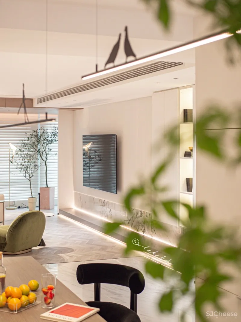 温暖初春 奶油色的家