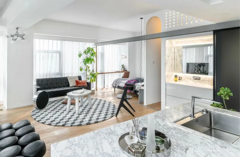 设计师独居51㎡,超大玻璃墙,卧室能隐身,地板能收纳!真·迷你豪宅!