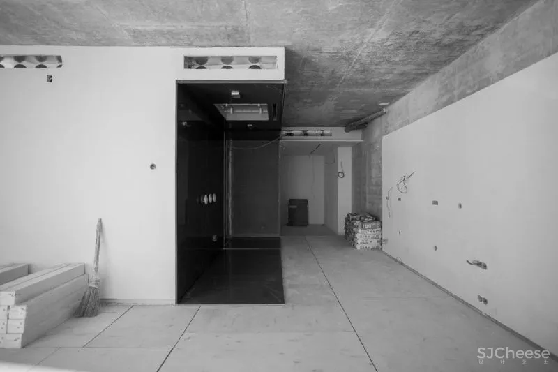 超广角落地窗私人公寓，不出户眺望整个黑海！