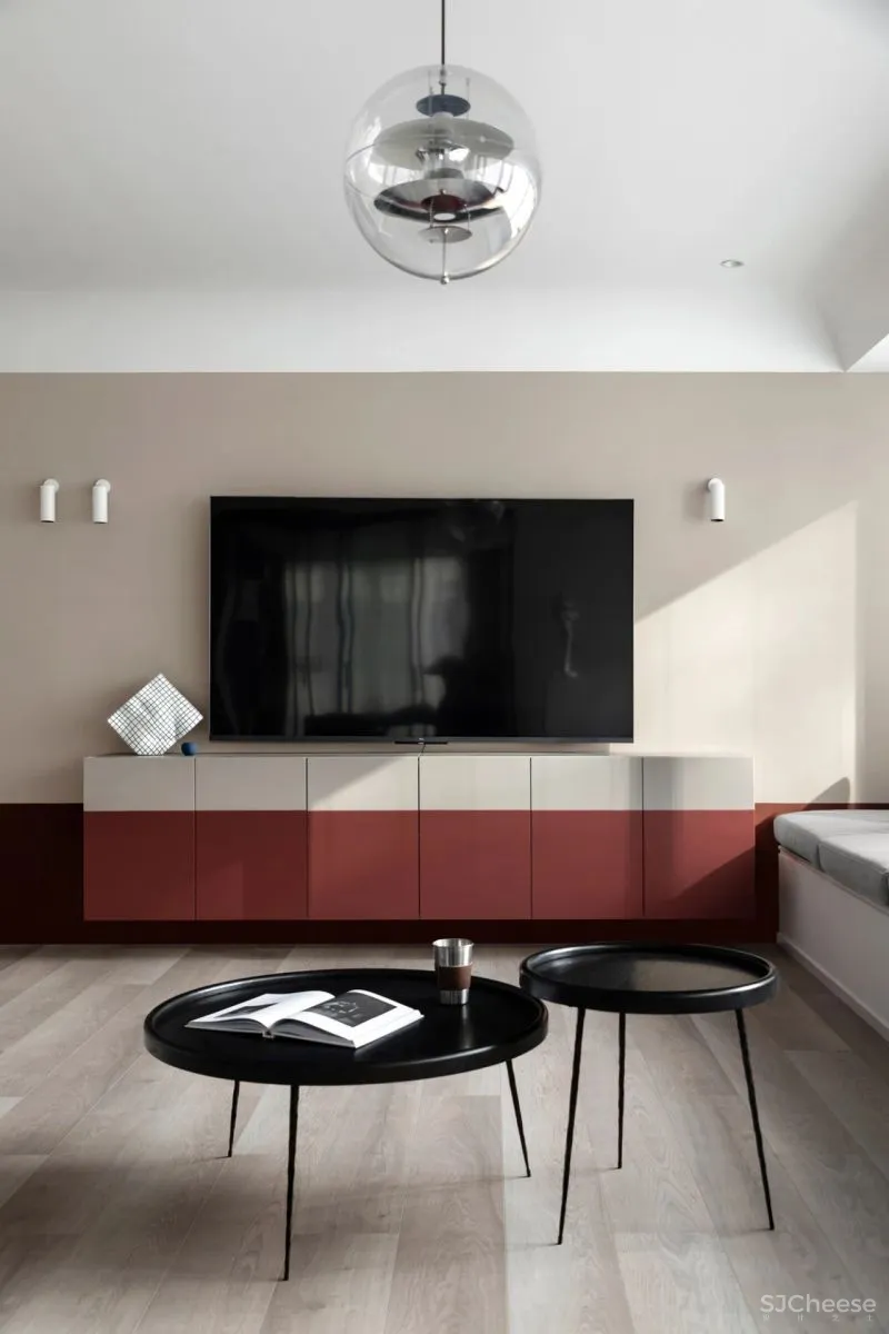 波普元素+红色,热烈自由的现代主义 菲拉设计