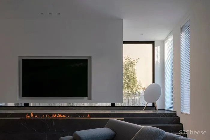 展 小 宁 苏州 500m² 极简大宅,治愈的家!