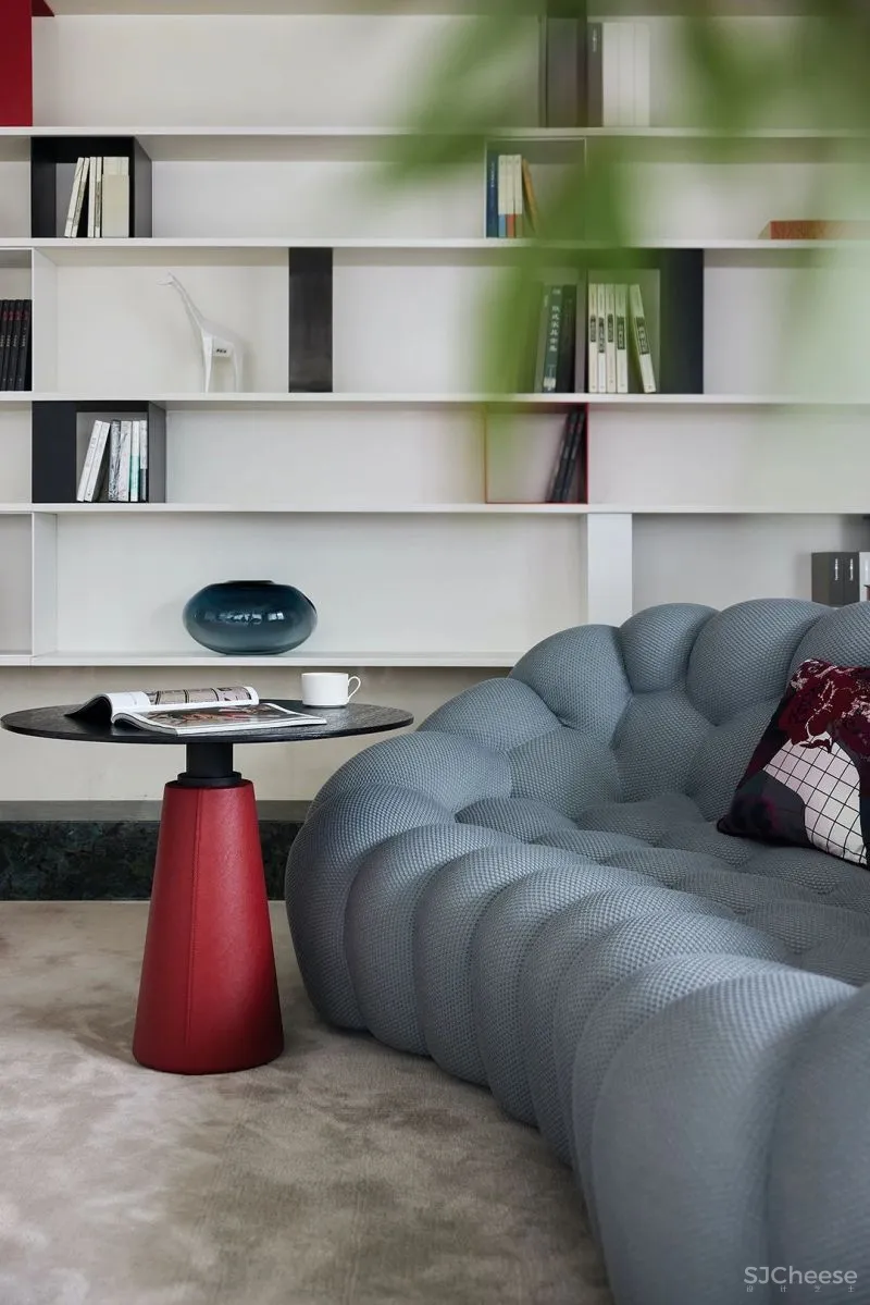 鸿艺源 深圳万科臻湾汇 310m² 大平层,触动心灵深处的艺术共鸣