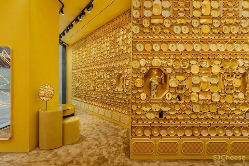 施华洛世奇(swarovski)全新概念店,并推出了全新的品牌标识