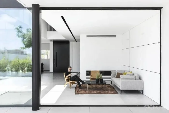 以色列的极简主义黑白美学 Raz Melamed新作