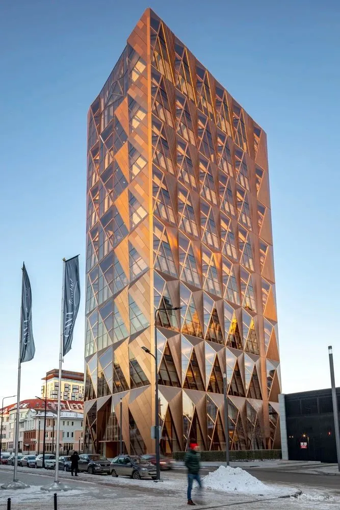 Foster Partners新作落成，蜂窝状外立面让人耳目一新！