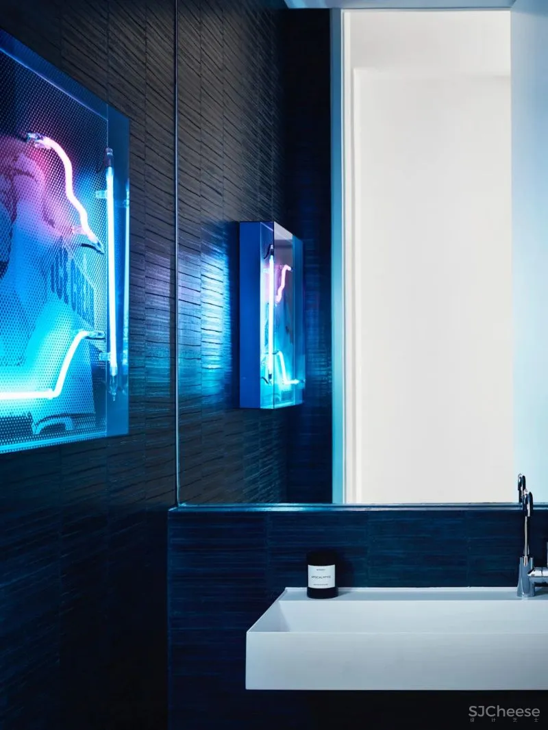 看惯了金碧辉煌的豪宅,怀念这种朴素的简约风