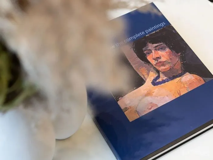 奥迅设计 艺术与场景共舞 佛山方直珑湖湾售楼部