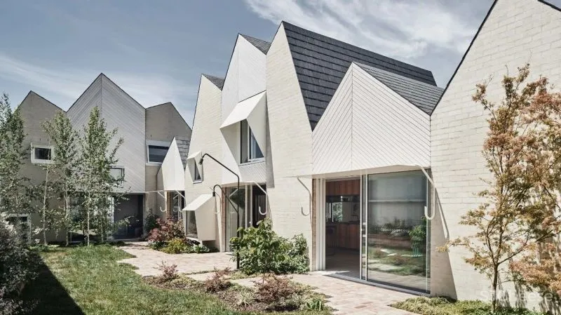 两层乡下房,水磨石地板美观又实用