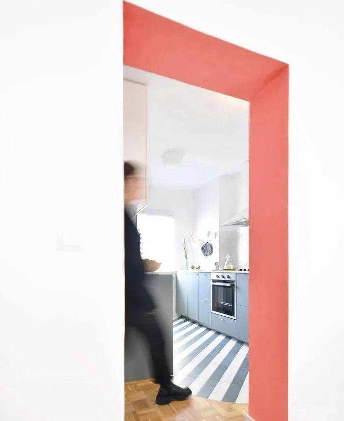 将几种色彩通过不同的材质表现出来,这个新旧结合的家清新又活力