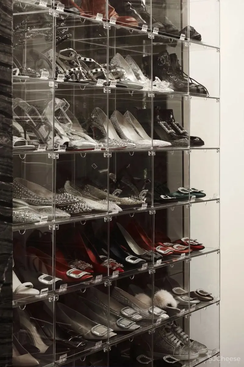 一半空间、一半艺术,这个360m²充满复古腔调