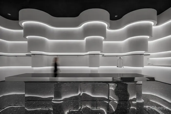 留白设计 • AURDUO|沙漠之城,峡谷语言地有趣融合