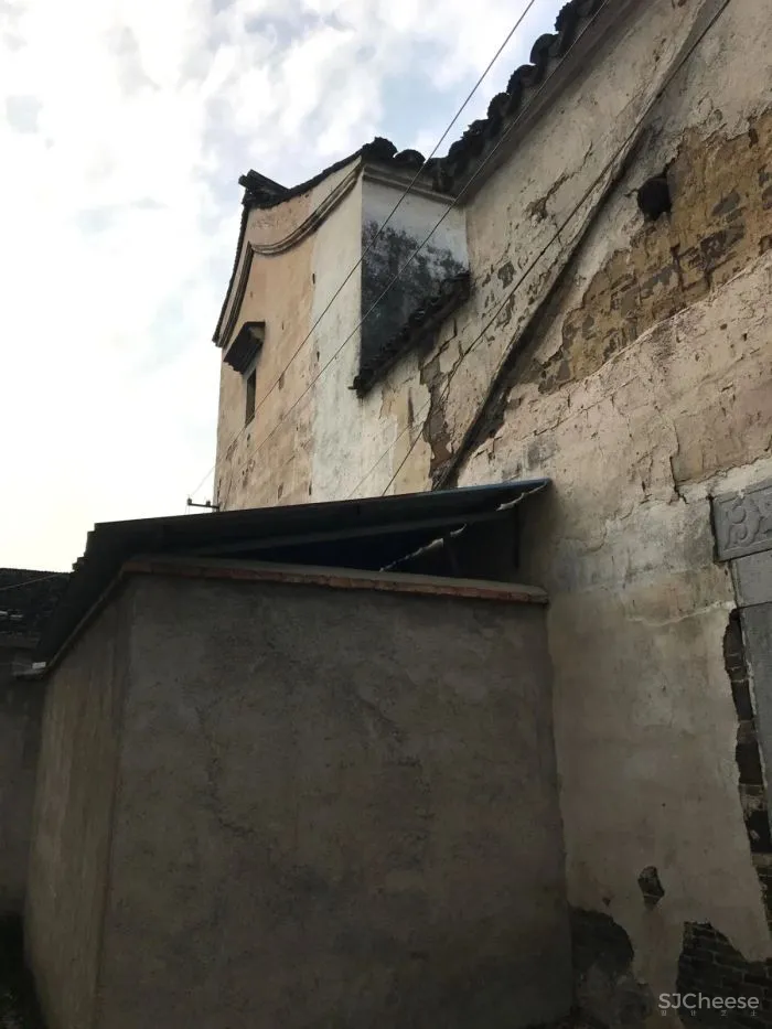 他花数百万修复明代老宅，只为回到500年前的生活