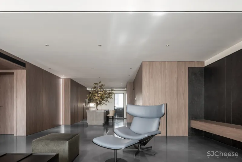 集见设计 × 私宅:坡屋顶的扩展形式