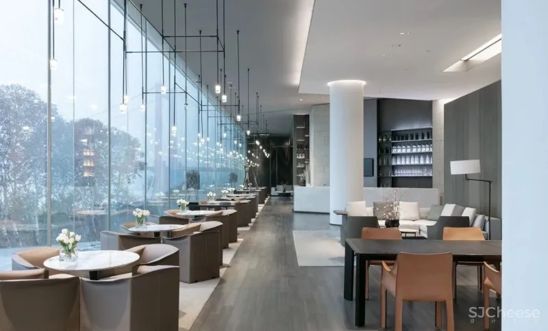 翘首眺江汉,低头见彩虹 DIA丹健国际