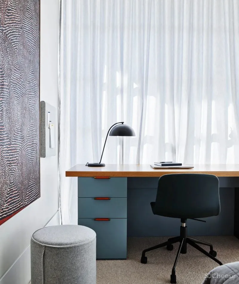 海滨别墅改造,传统与现代的色彩碰撞!