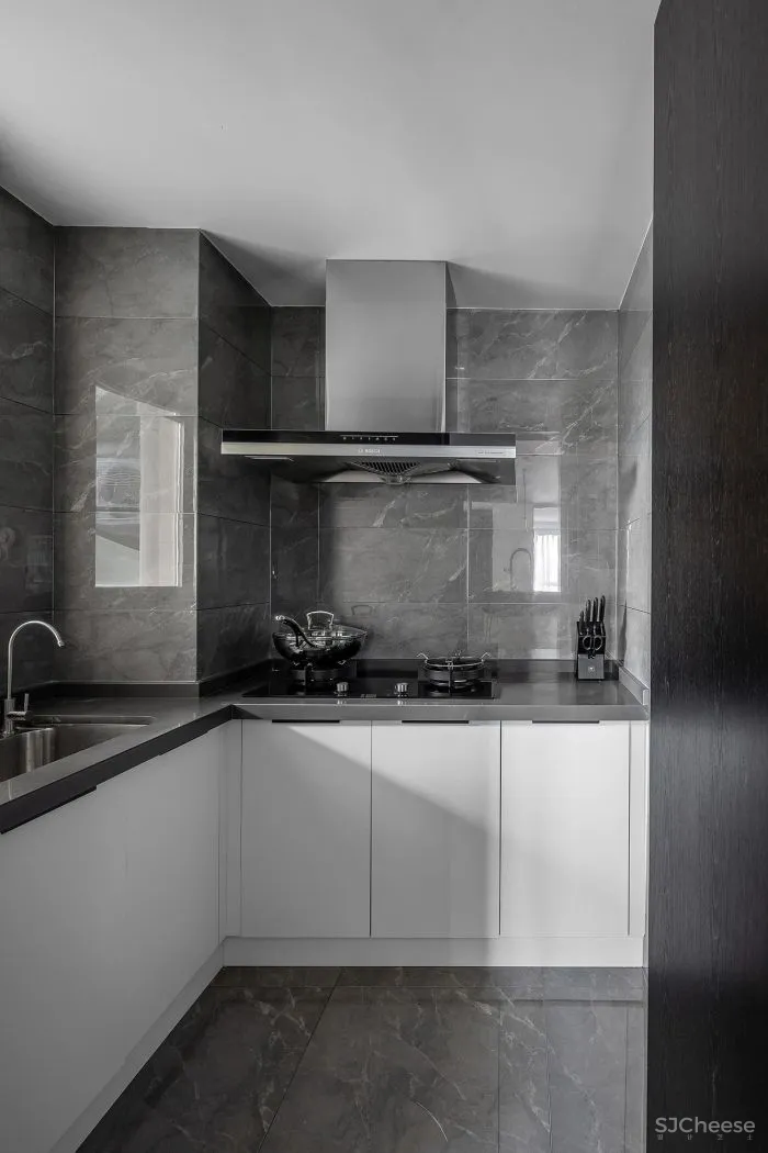 200㎡现代简约,时尚的弧形楼梯,舒适温馨的家,档次优雅!