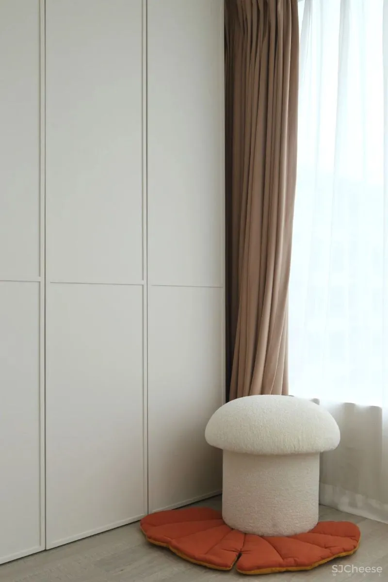 奶油白、仙橘粉、弧形窗……少女与猫的80㎡仙气小两居,美得过分了!