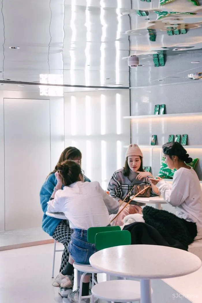 季意设计：天然呆 · NATURALV