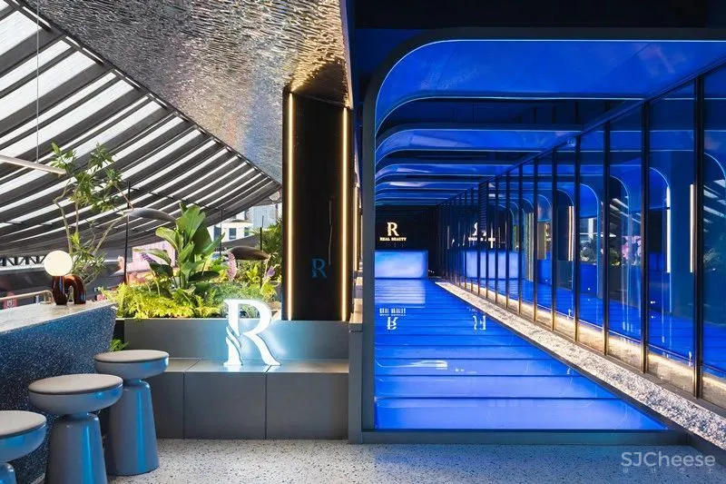 REAL BEAUTY!带你穿越时空