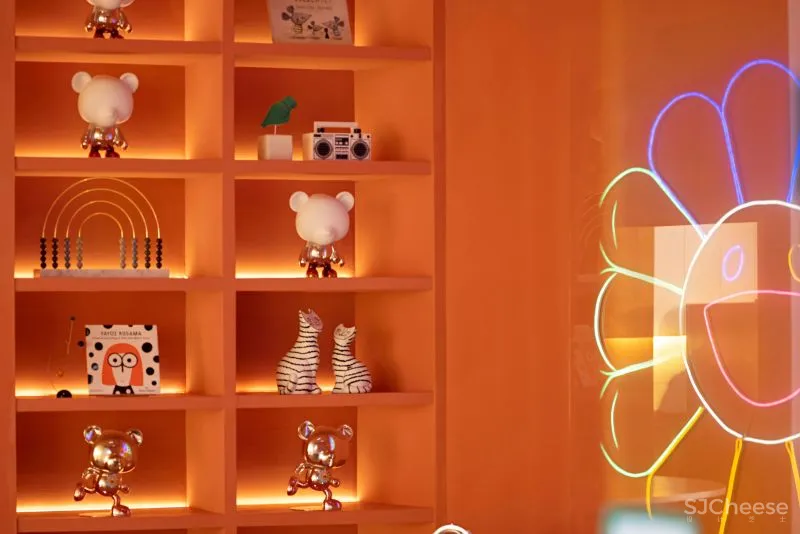 旭辉:以“色”互动的实验性体验馆 矩阵纵横