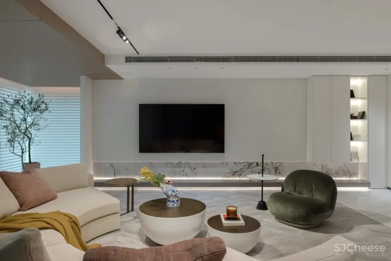 温暖初春 奶油色的家